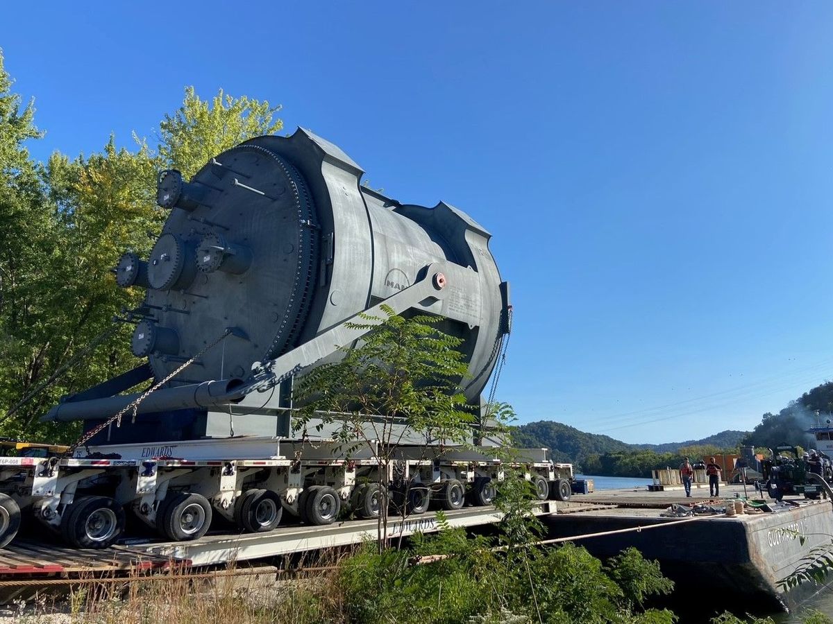 R2.jpg